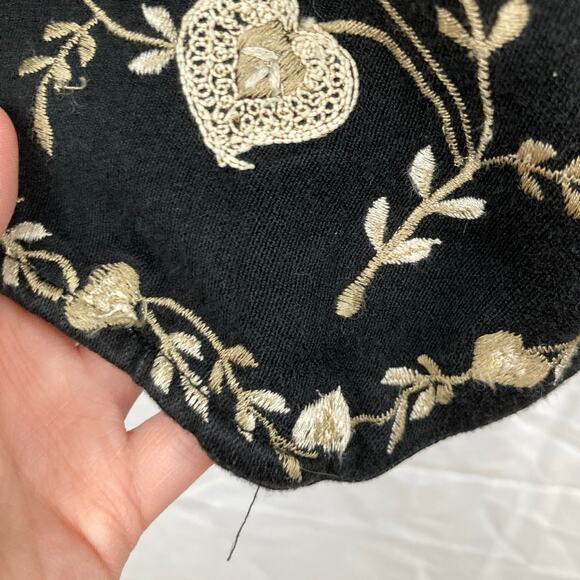 Vintage Womens 26 Black & Gold Floral Embroidered Vest Boho Chic Cottage Folk - Picture 9 of 10